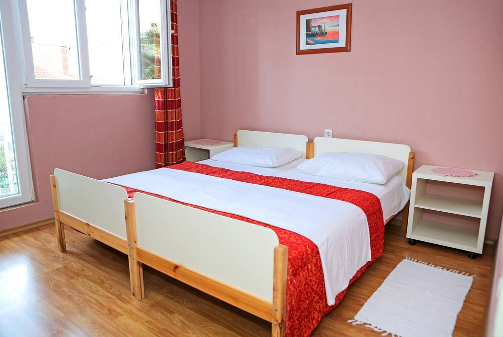 Apartment Ana Banana Zadar Exterior photo